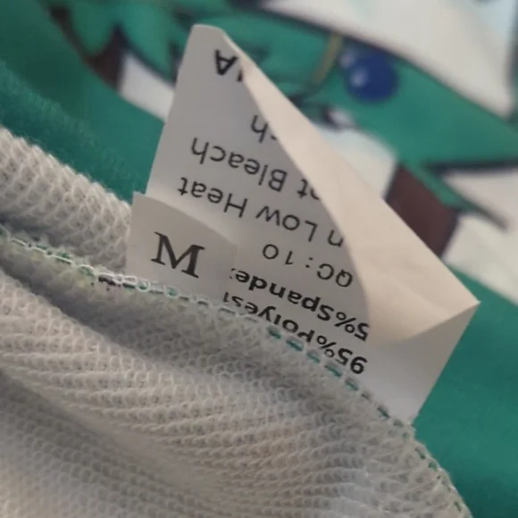 Brand New Christmas Sweater! So soft almost the feel of thermals. Size medium. - Picture 4 of 7